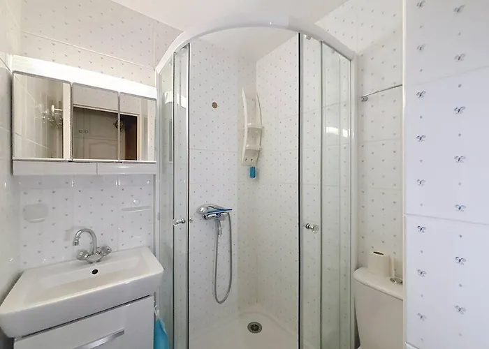 Duplex En Front De Avec Balcon à - Fr-1-465-99 *